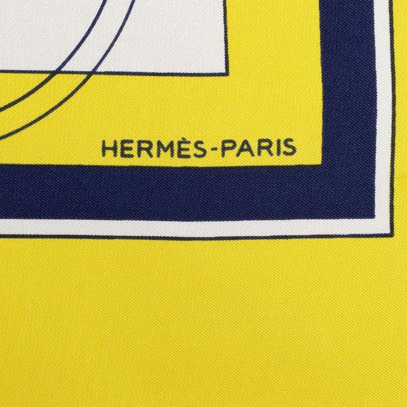 Jaune Hermès - Ex-LIBRIS 90 - Écharpe en sergé de soie jaune et blanc en vente