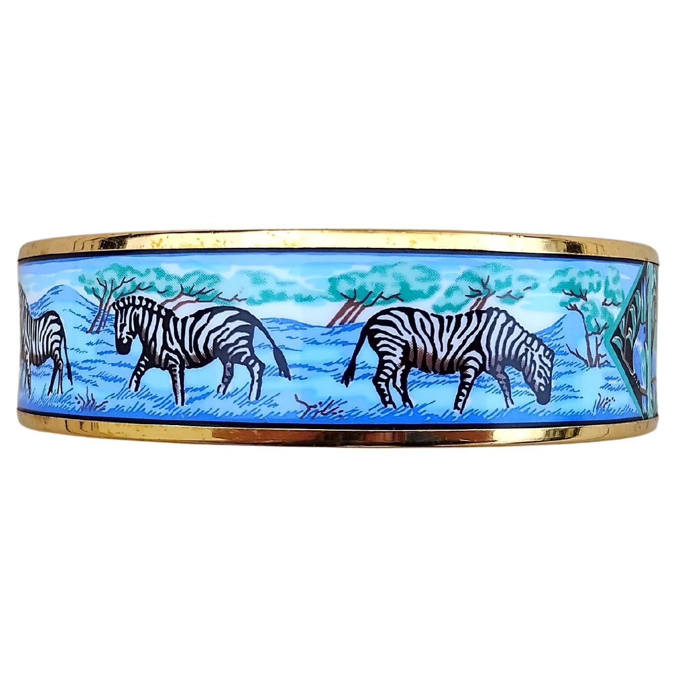 Hermès Gold Enamel Bracelet Zebras Africa S. 70 For Sale 5
