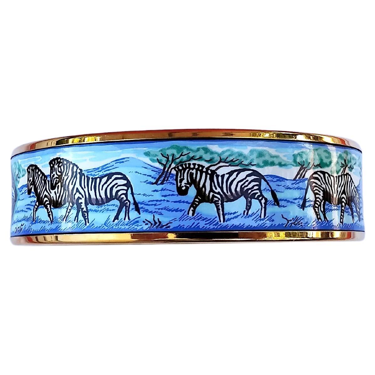Hermès Zebras Enamel Bracelet Africa Yellow Gold Hdw S. GM 70 For Sale 1