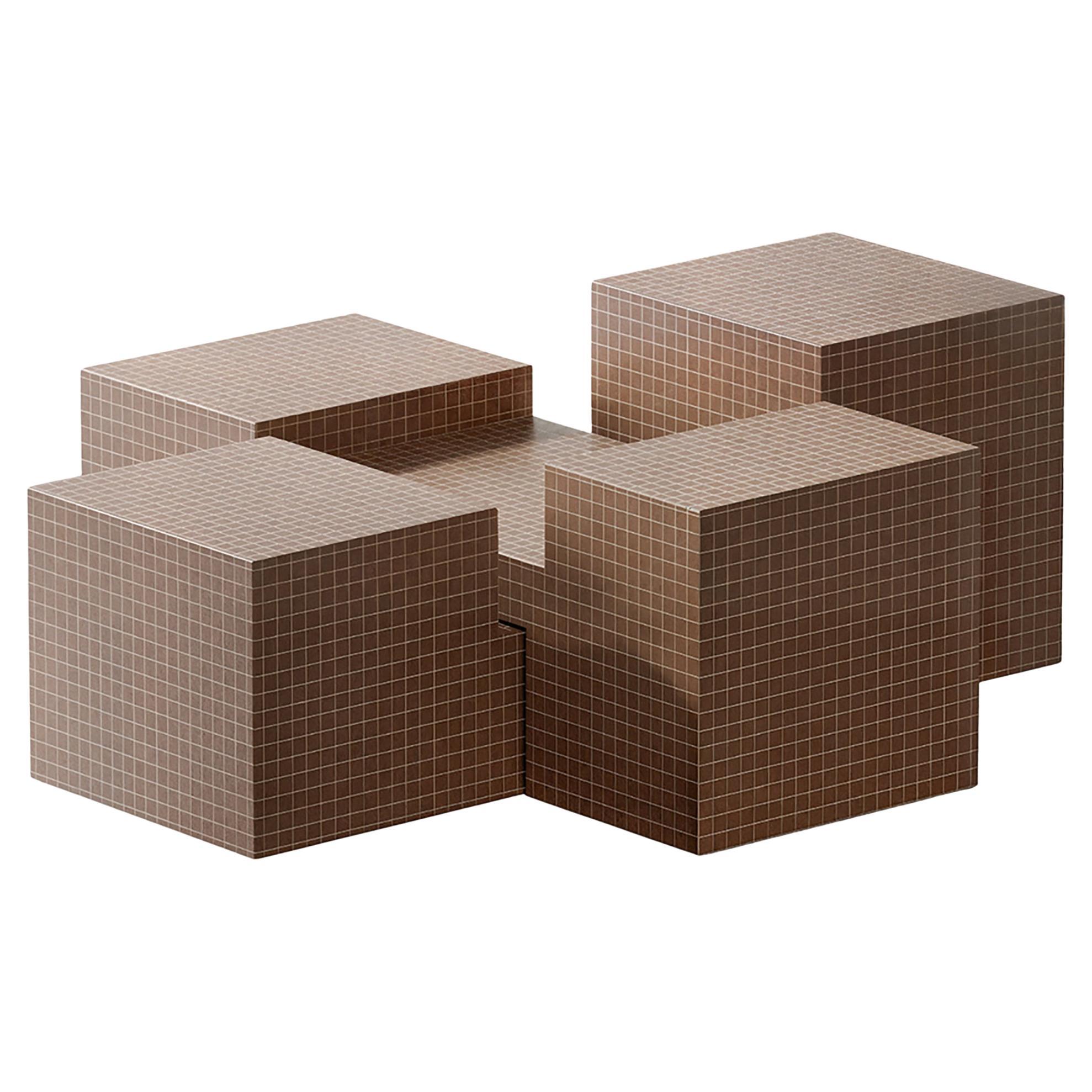 Hermhaus Qub Tisch mit ALPI-Furnier von Patricia Urquiola