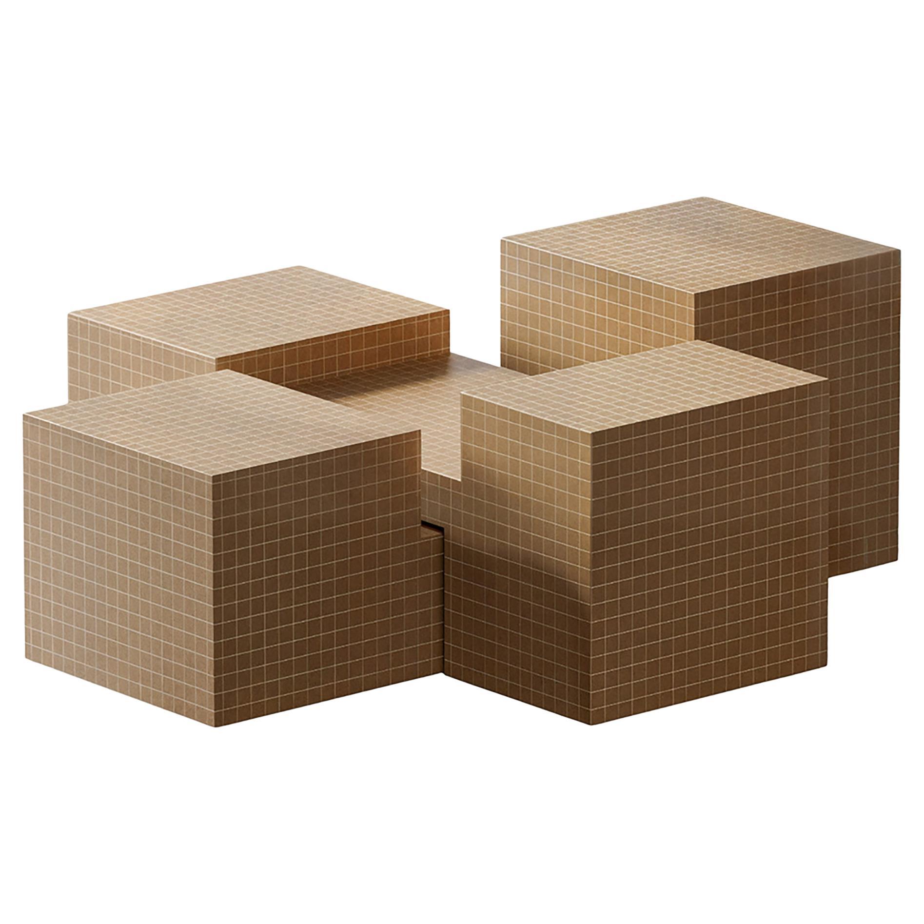 Hermhaus Qub Tisch mit ALPI-Furnier von Patricia Urquiola im Angebot