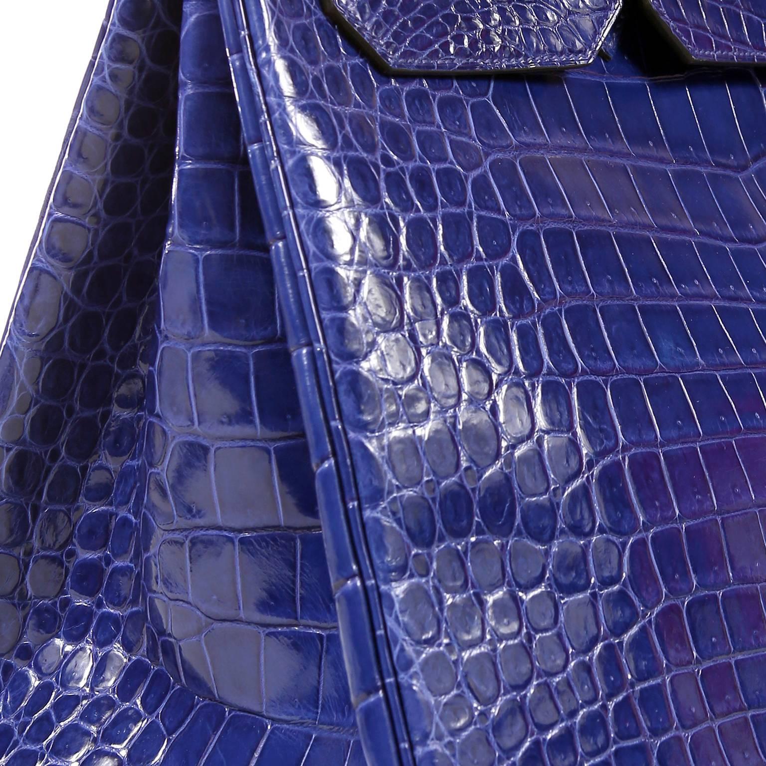 Hermès Blue Electrique Porosus Crocodile 40 cm Birkin Bag- Palladium HW In New Condition In Palm Beach, FL