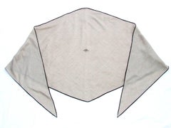 Hermès Diamond shaped Cashmere Silk Men's Beige Brown GM Wrap Losange Scarf