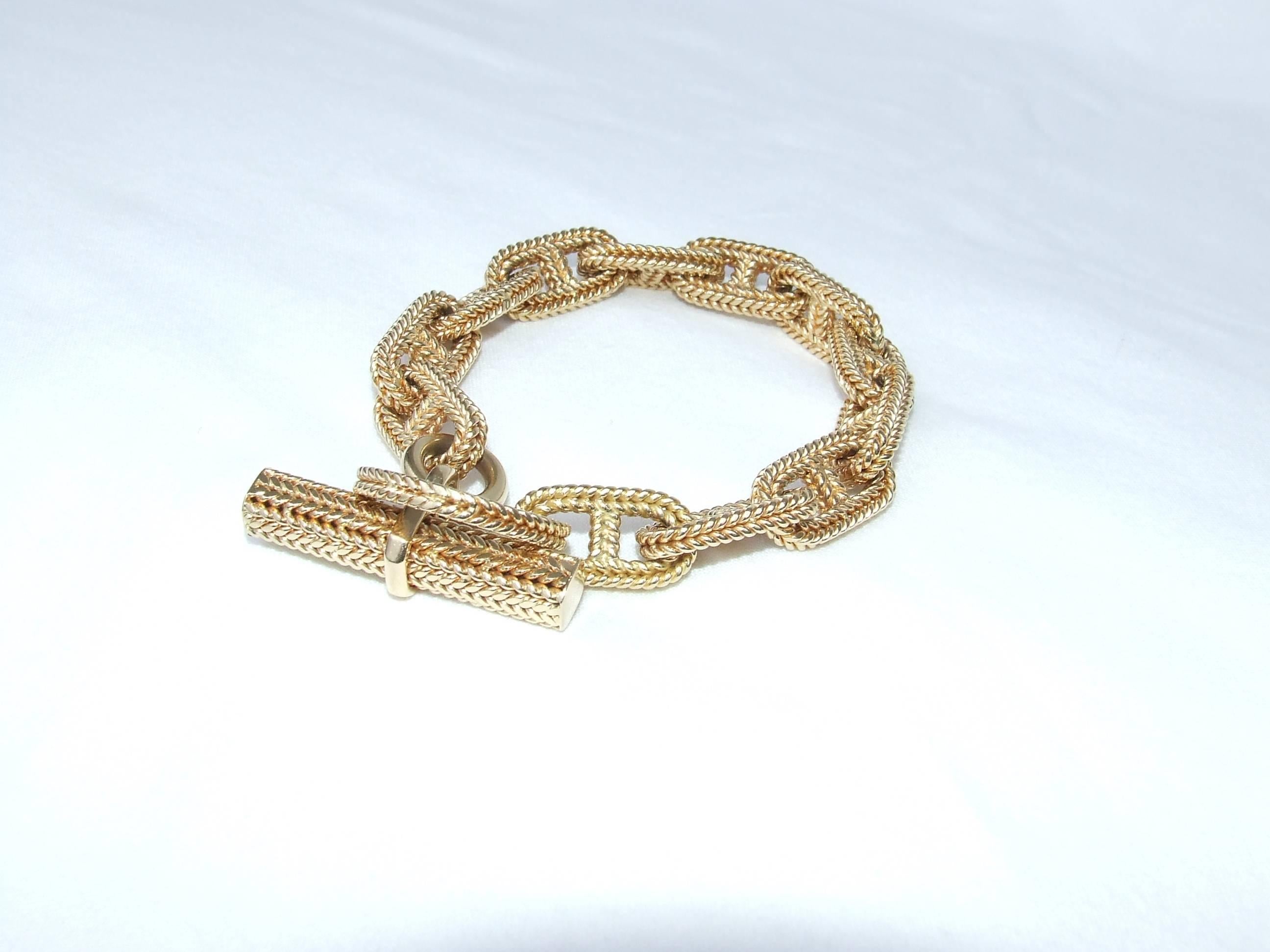 Amazing Authentic Hermès Bracelet

By Georges LENFANT

Pattern: Chaine d'Ancre

Made of Yellow Gold 750 (18K)

Composed of 12 links and one toggle closure

