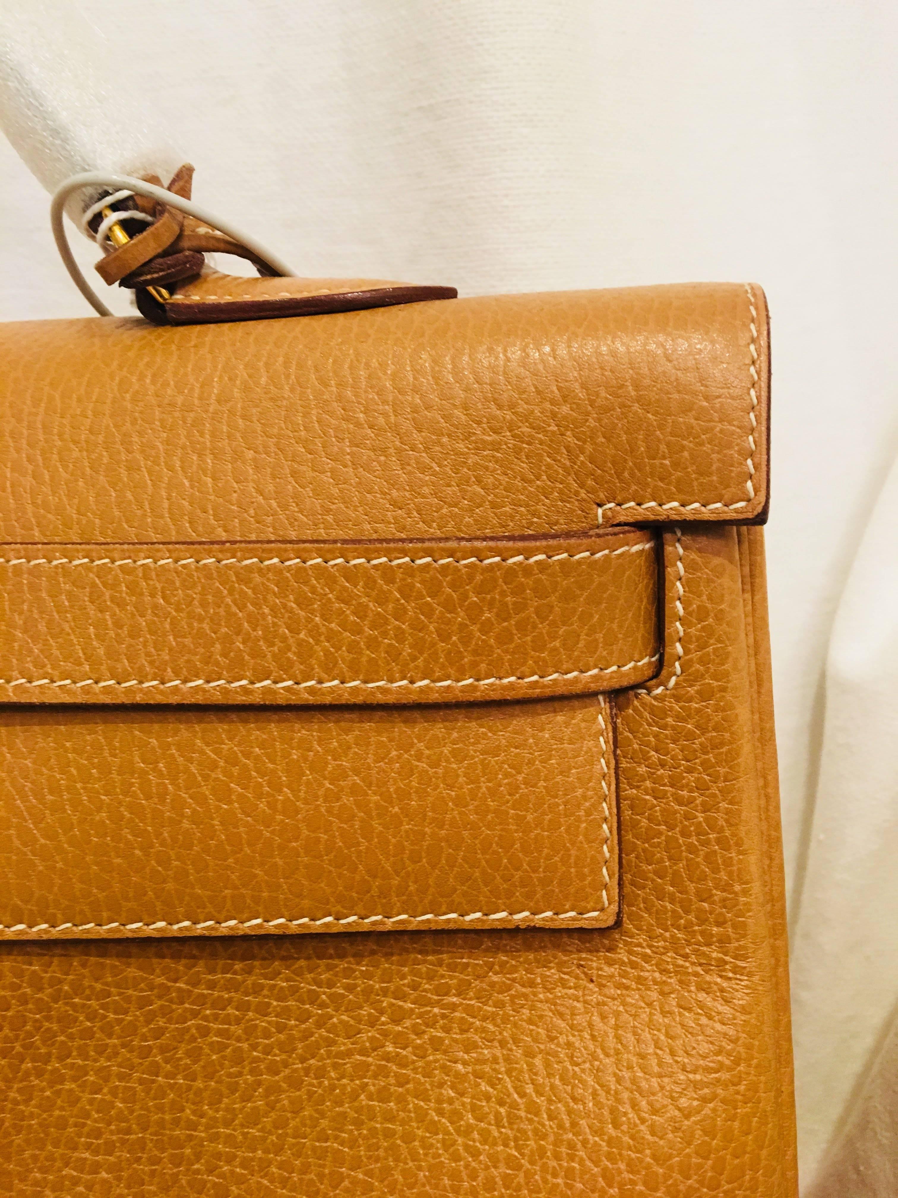 Women's or Men's Hermés Gold Leather Kelly Bag