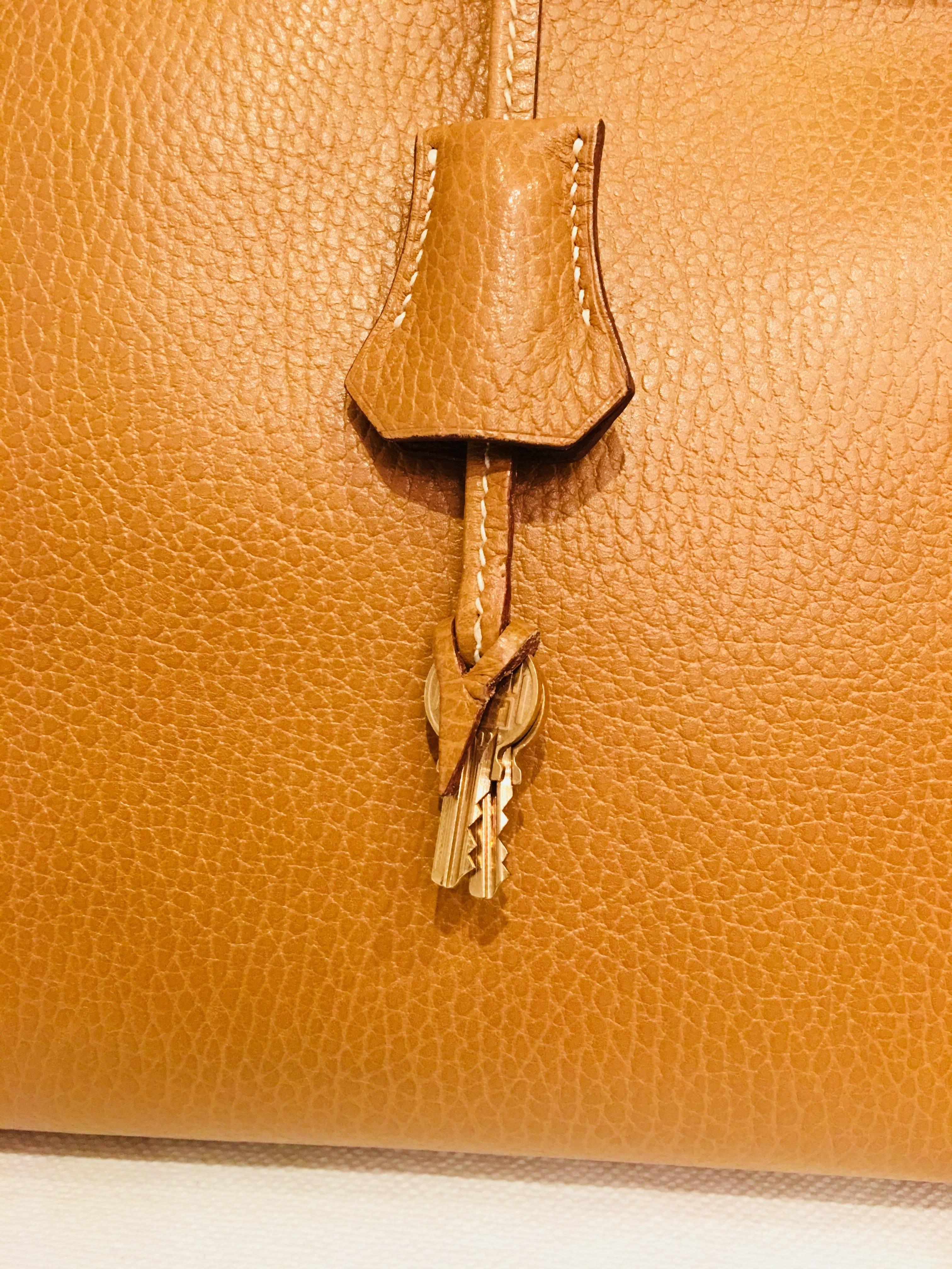 Hermés Gold Leather Kelly Bag 4