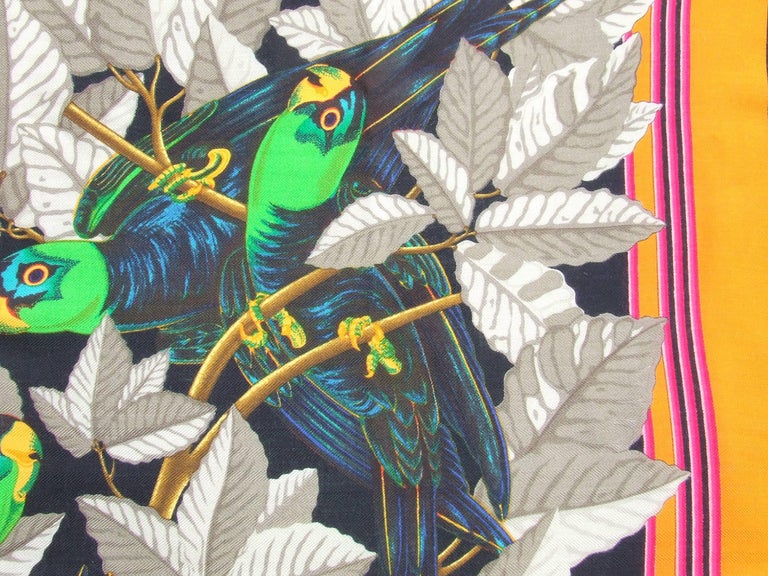 Hermès Les Perroquets Parrots Metz Cashmere Silk 90 cm  Scarf Wrap Shawl For Sale 5