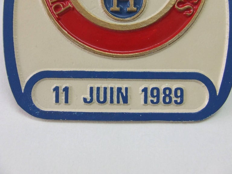 Plaque Hermès Concours Hippique Prix De Diane Chantilly 1989 - Alu émaillé