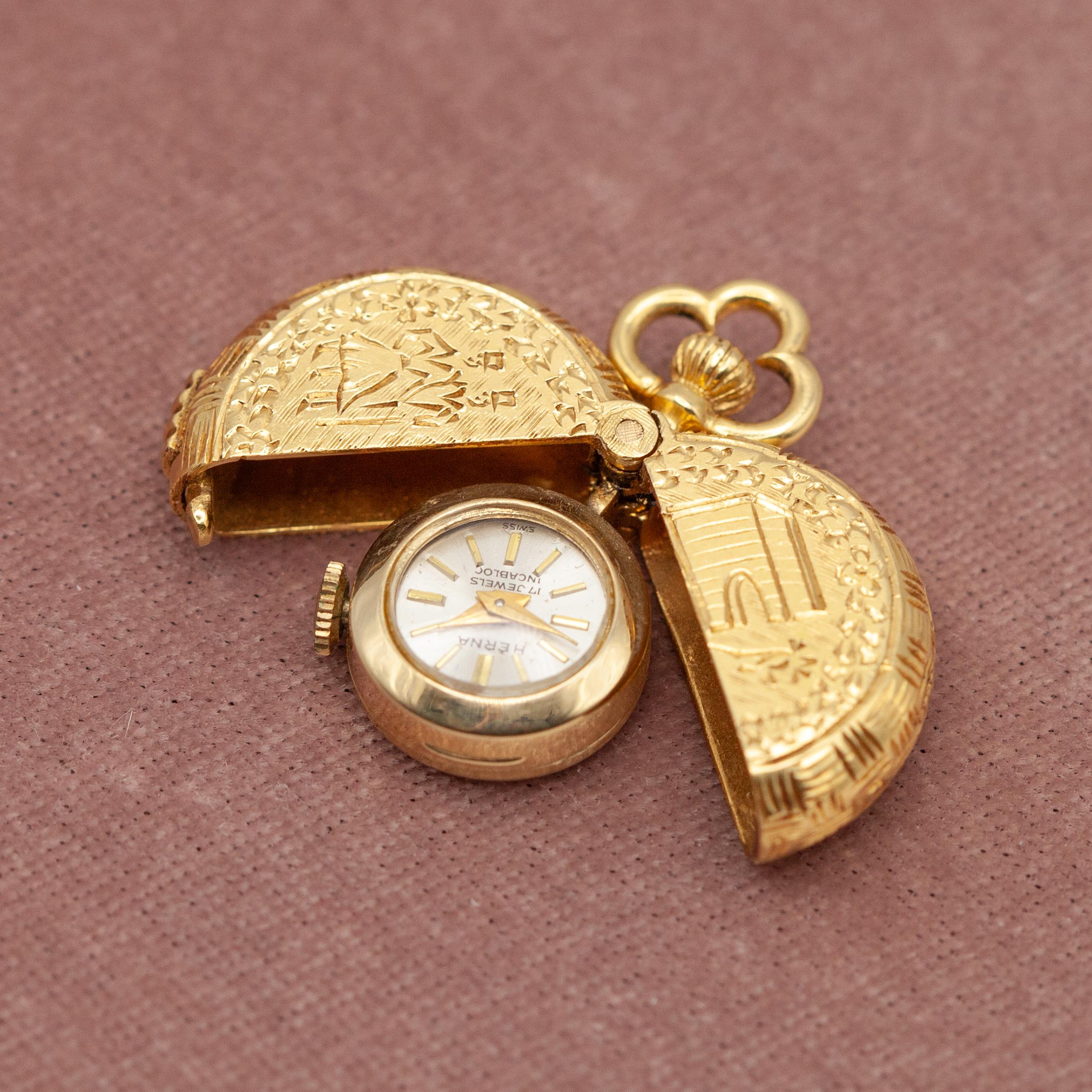 Herna 14K YG  Pocket Watch with 18K Gold Engraving Hinged Cover Moderno en venta