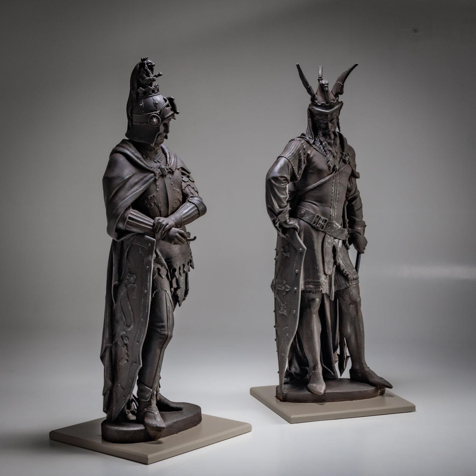 Heroes of the Song of the Nibelungs, Cast Iron Statues, probably German For Sale 11