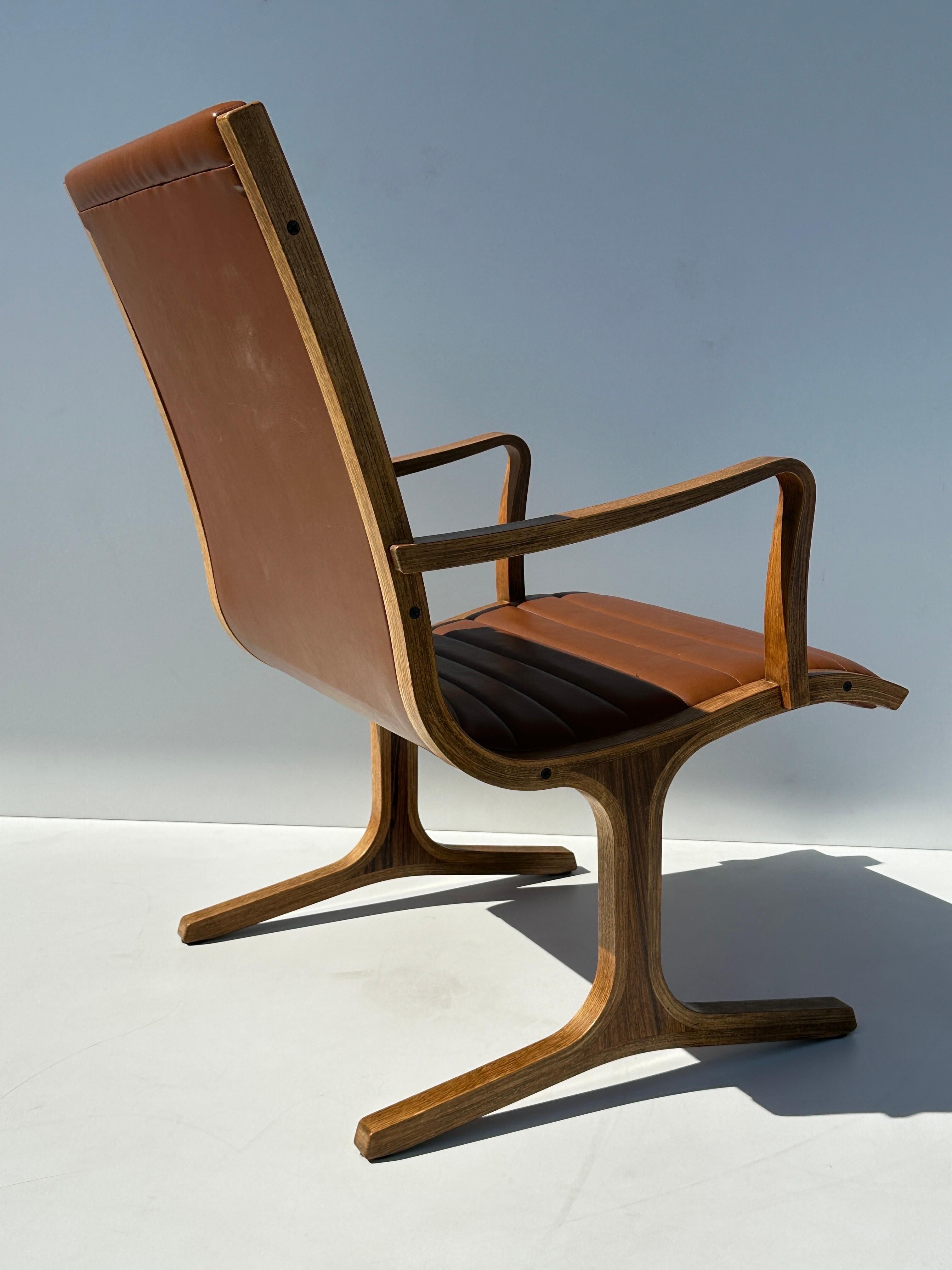 “Heron” Chair by Mitsumasa Sugasawa In Good Condition For Sale In North Hollywood, CA
