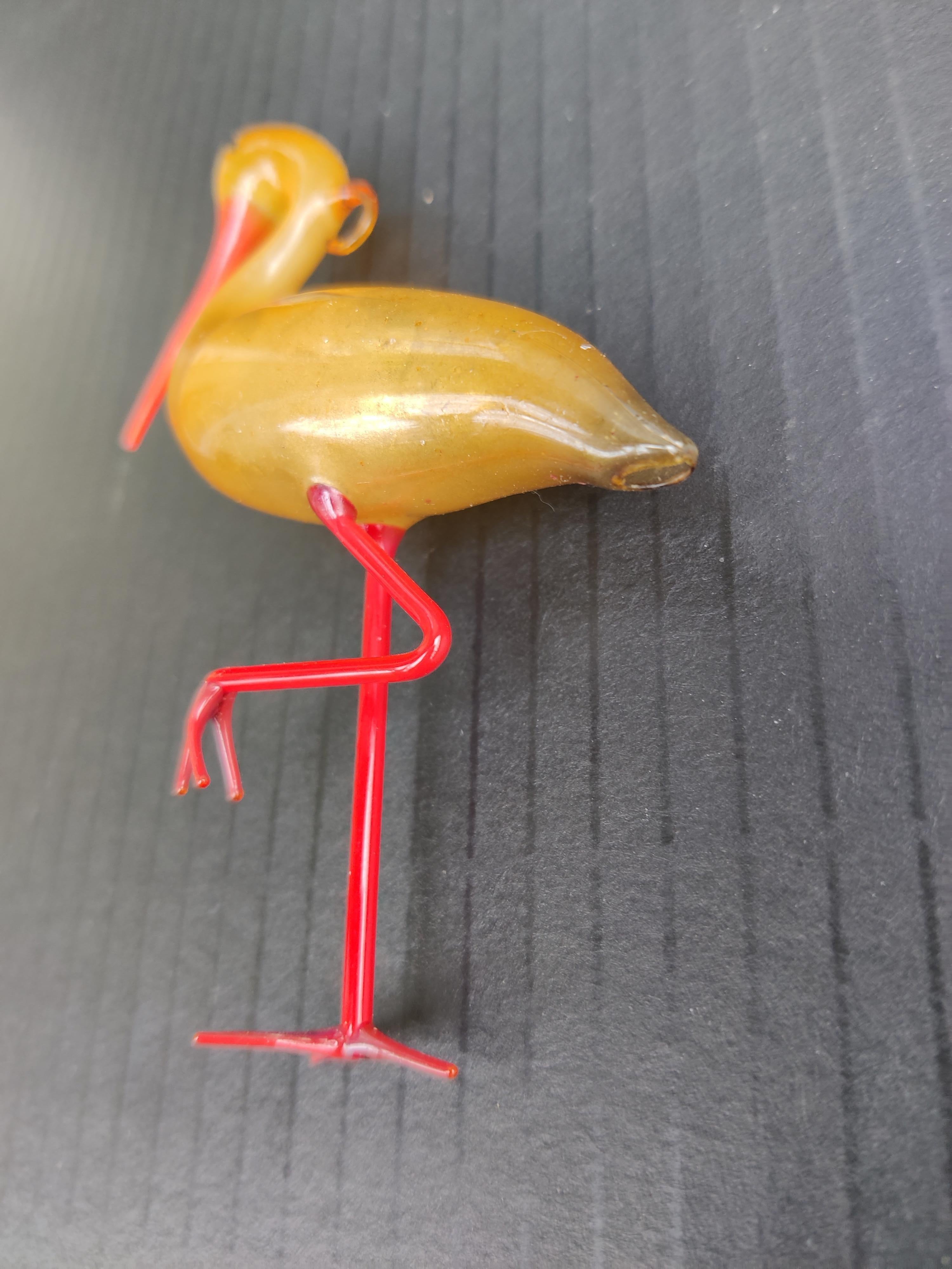 Kranich Deutsch mundgeblasenes Glas Ornament
Halterung hinten am Hals für Zierhaken.
