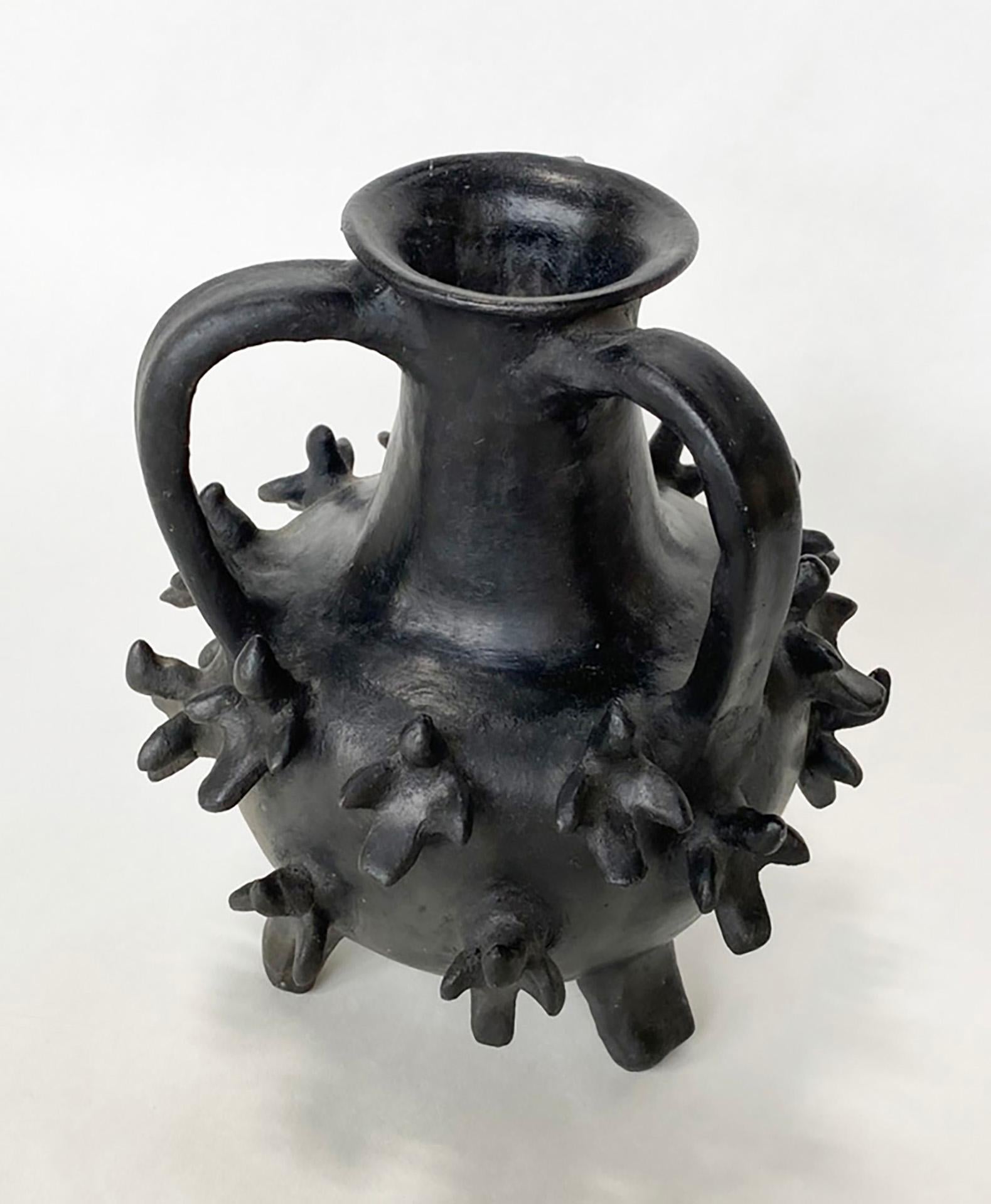 Mexican Herón Martínez Mendoza Barro Negro Three-Handled Vessel with Applied Birds For Sale