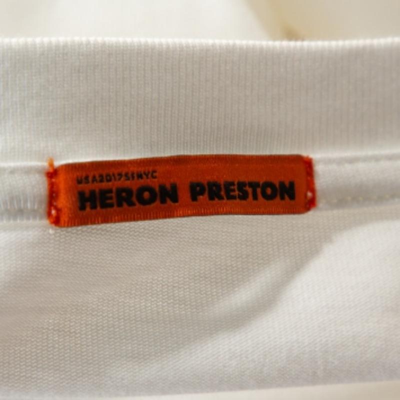 Grigio Heron Preston White NASA Facts Print Maglia in cotone S. in vendita