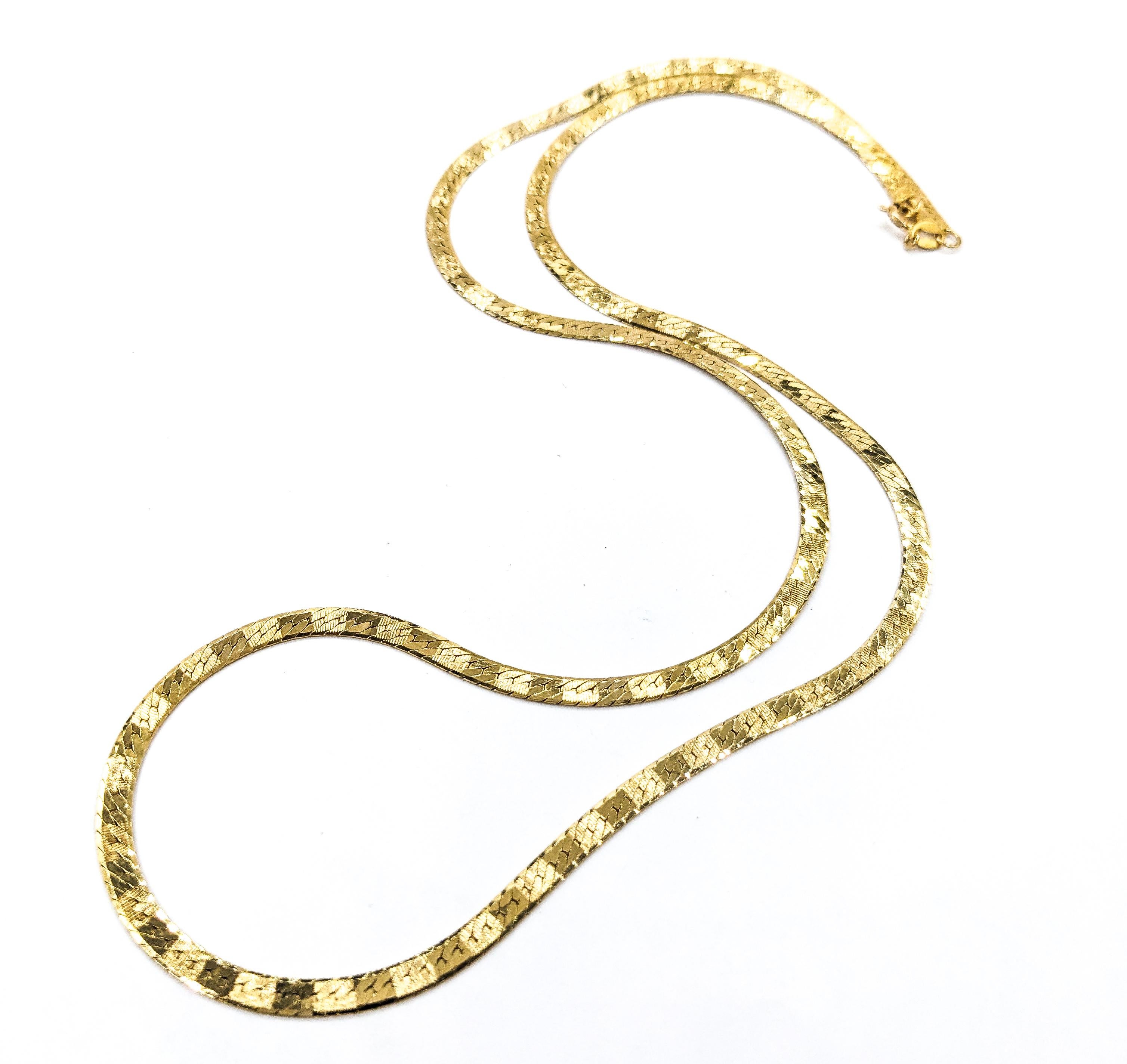 Herringbone Design Necklace In Yellow Gold 3
