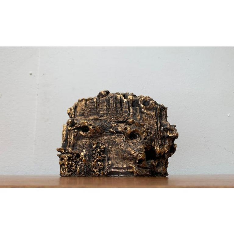 Herta Von Klot, German Brutalist Sculpture, 1960s, Ceramic , in Very Good conditions. Designed 1960 to 1969 This piece has an attribution mark.

Additional information:
Materials: Ceramic
Color: Brown
Styles: Brutalist, Mid-Century Modern
Period:
