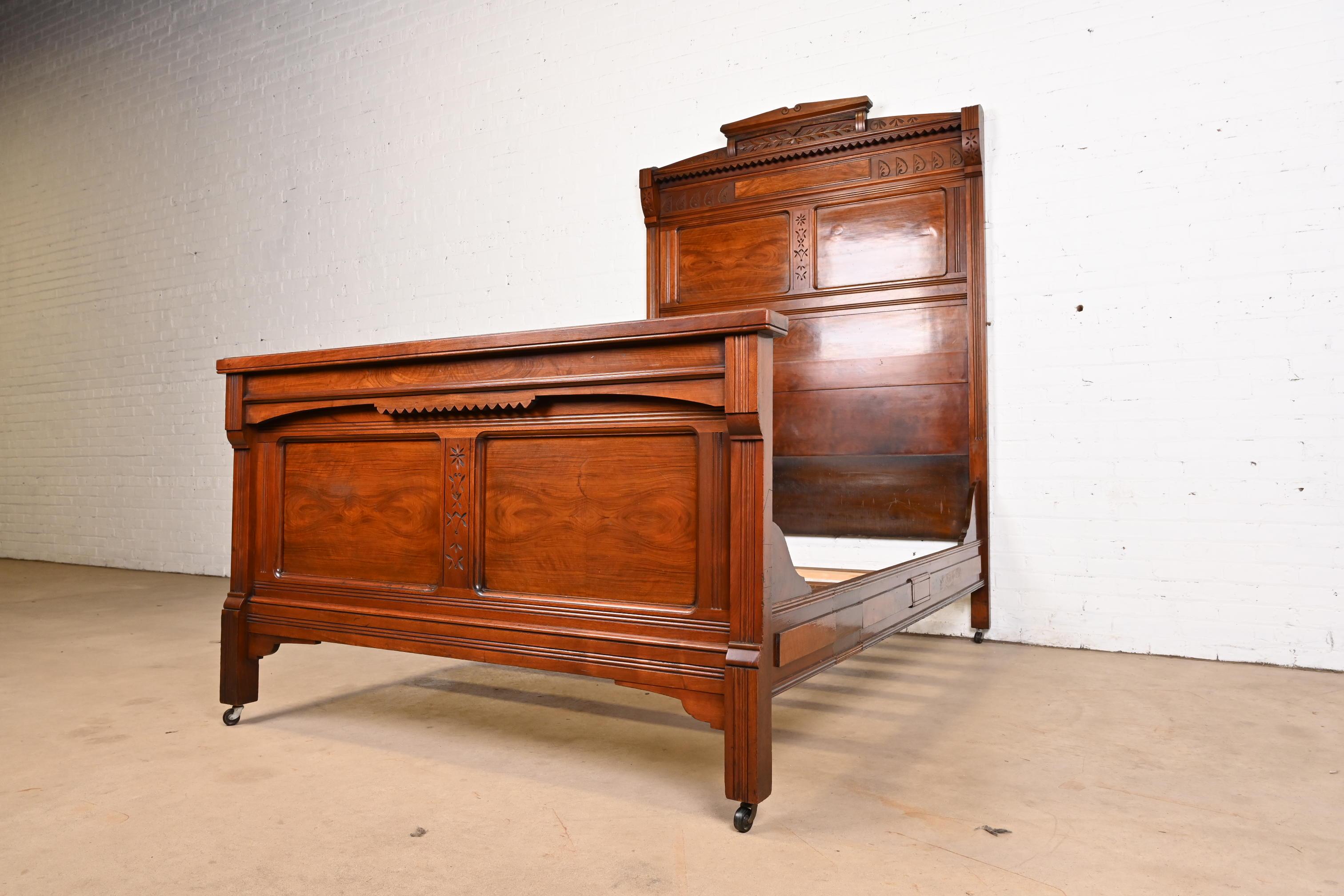 Herter Brother Style Antique Monumental Eastlake Victorian Full Size Bed In Good Condition In South Bend, IN