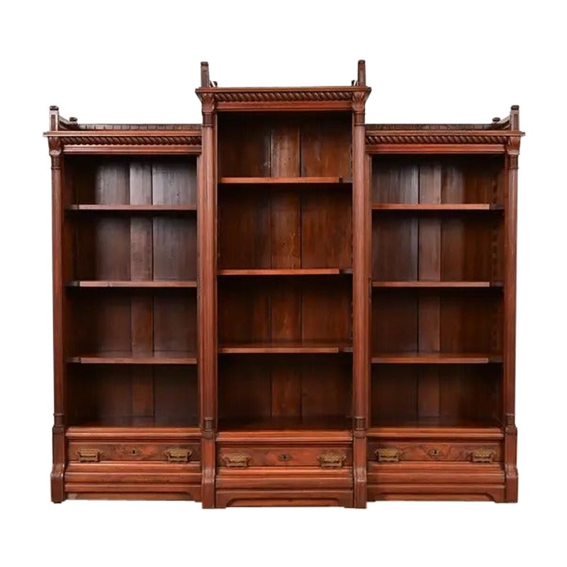 Libreria tripla vittoriana antica in stile Herter Brothers, CIRCA 1880 in vendita