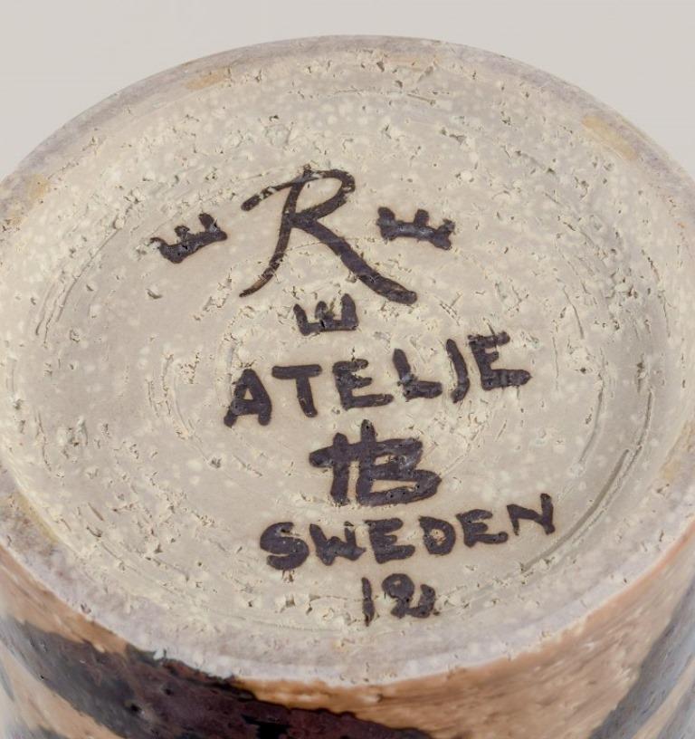 Smaltato Hertha Bengtsson per Rörstrand. Grande vaso cilindrico in ceramica. in vendita