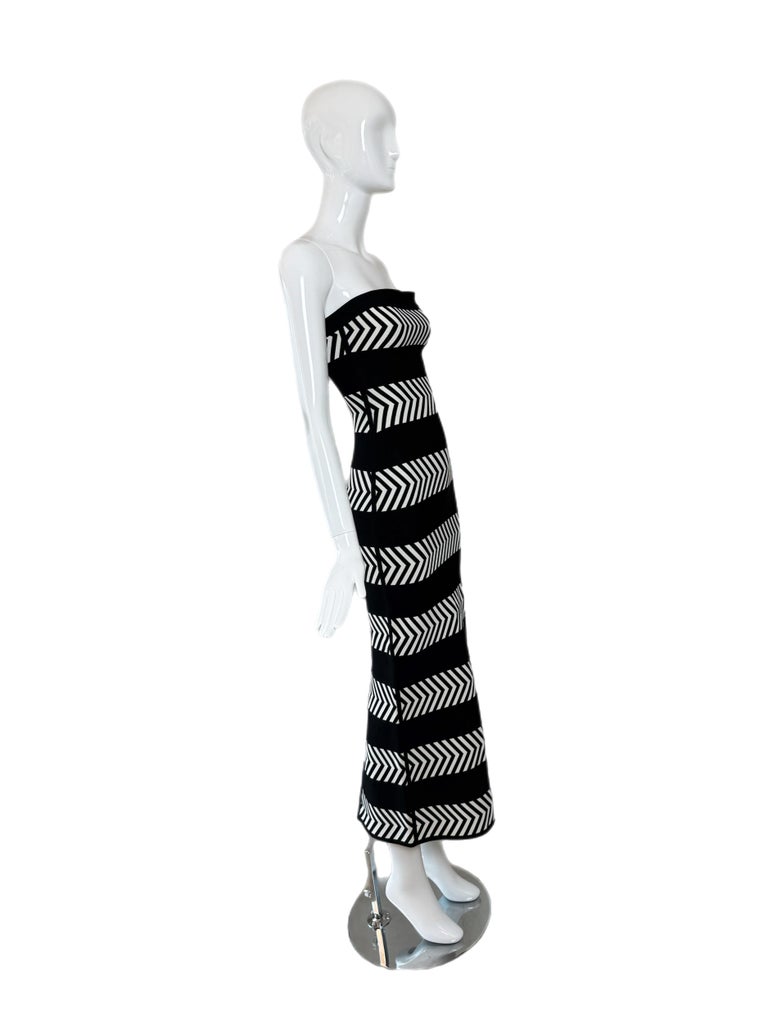 black and white herve leger dress NEW $1590 M Shelby Plaited Lace Trumpet Ivory Tan Herve Leger Ruby Gown -