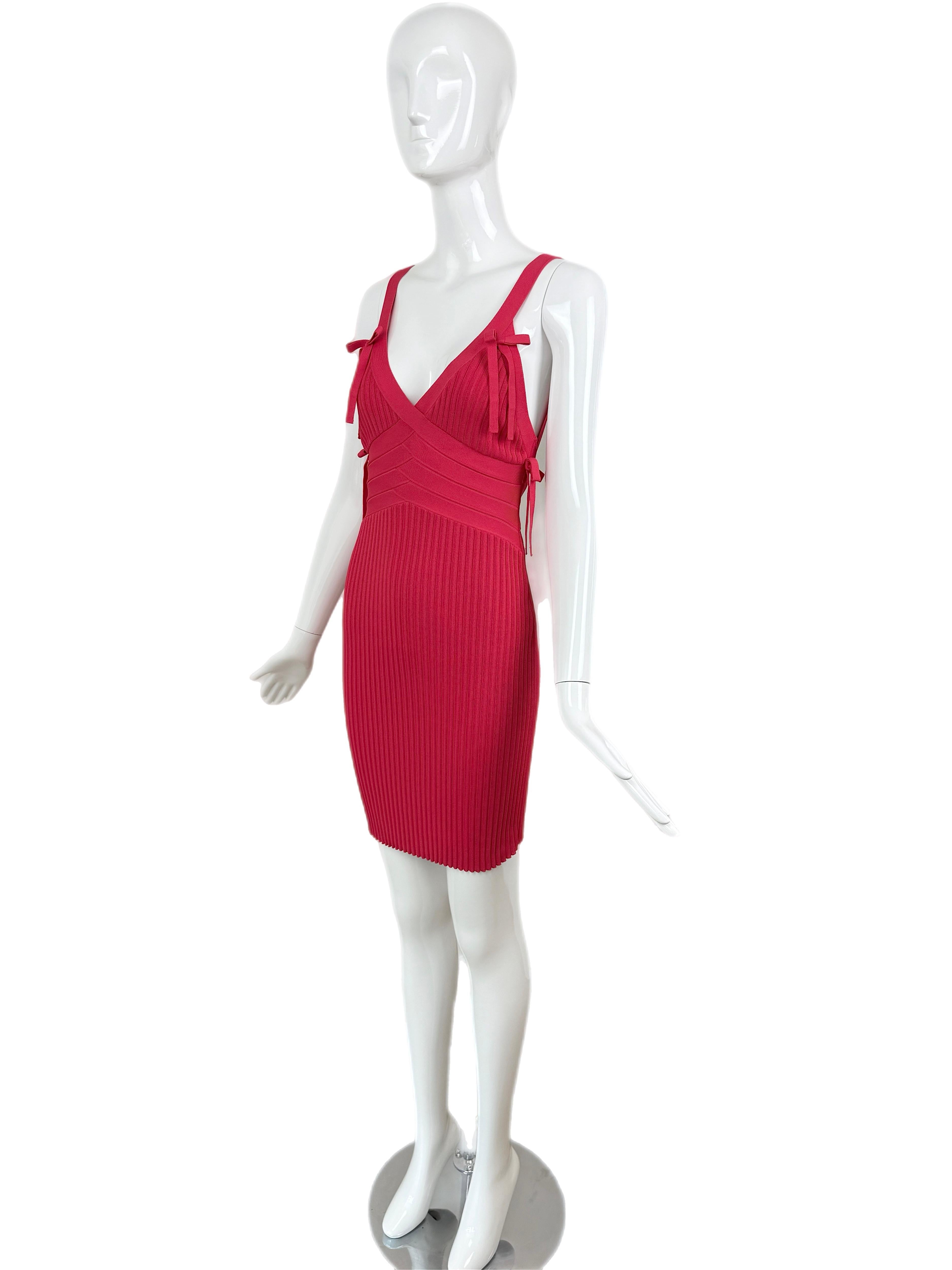HERVE LEGER 90's Vintage Rosa Rückenfreies Minikleid (Grau) im Angebot