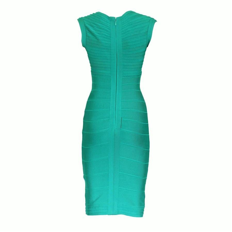 Iconic and very beautiful Herve Leger dress
Rayon and nylon
Stretch 
Aqua green color
Zip on back
Sleeveless
Total lenght (shoulder/hem) cm 88 (34.6 inches)
Worldwide express shipping included in the price !