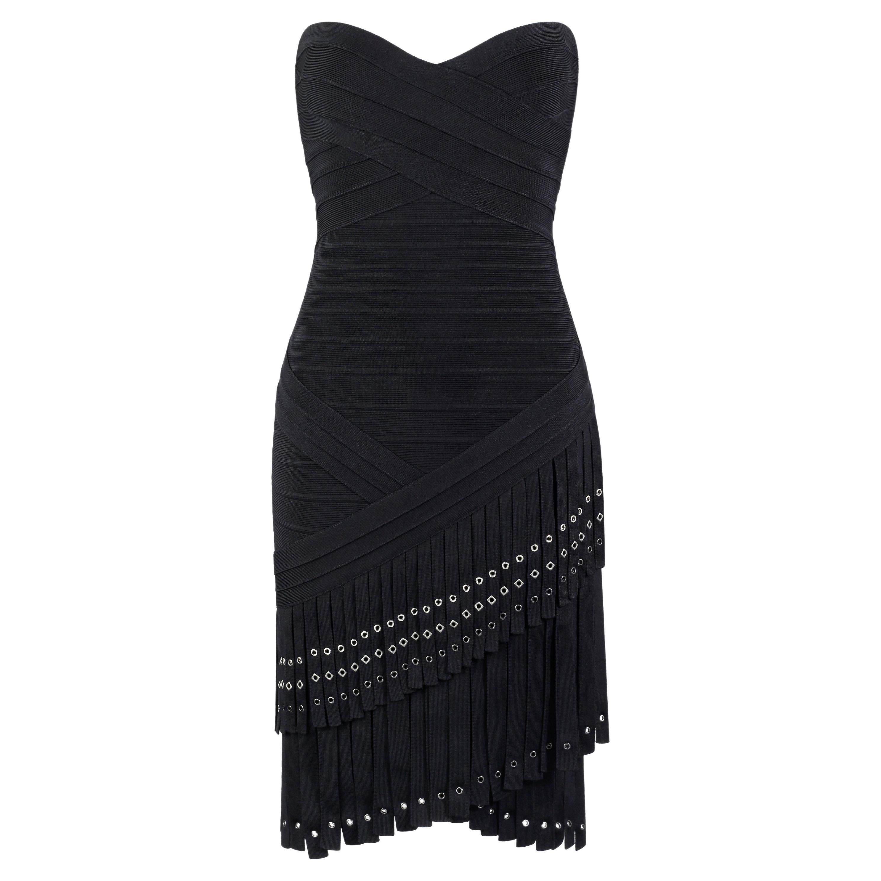 Herve Leger „Belina“ Schwarzes asymmetrisches Bandage-Kleid mit Fransen und Ösen, trägerlos, neu mit Etikett im Angebot