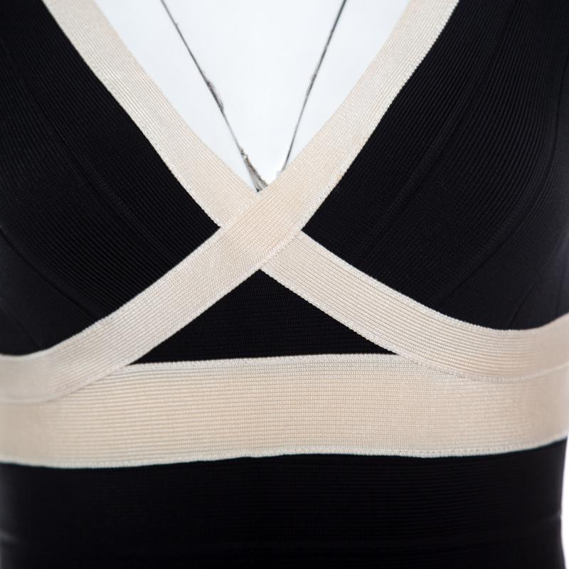 Herve Leger Black and Cream Plunge Neck Detail Sleeveless Ilia Bandage Dress S In Good Condition In Dubai, Al Qouz 2
