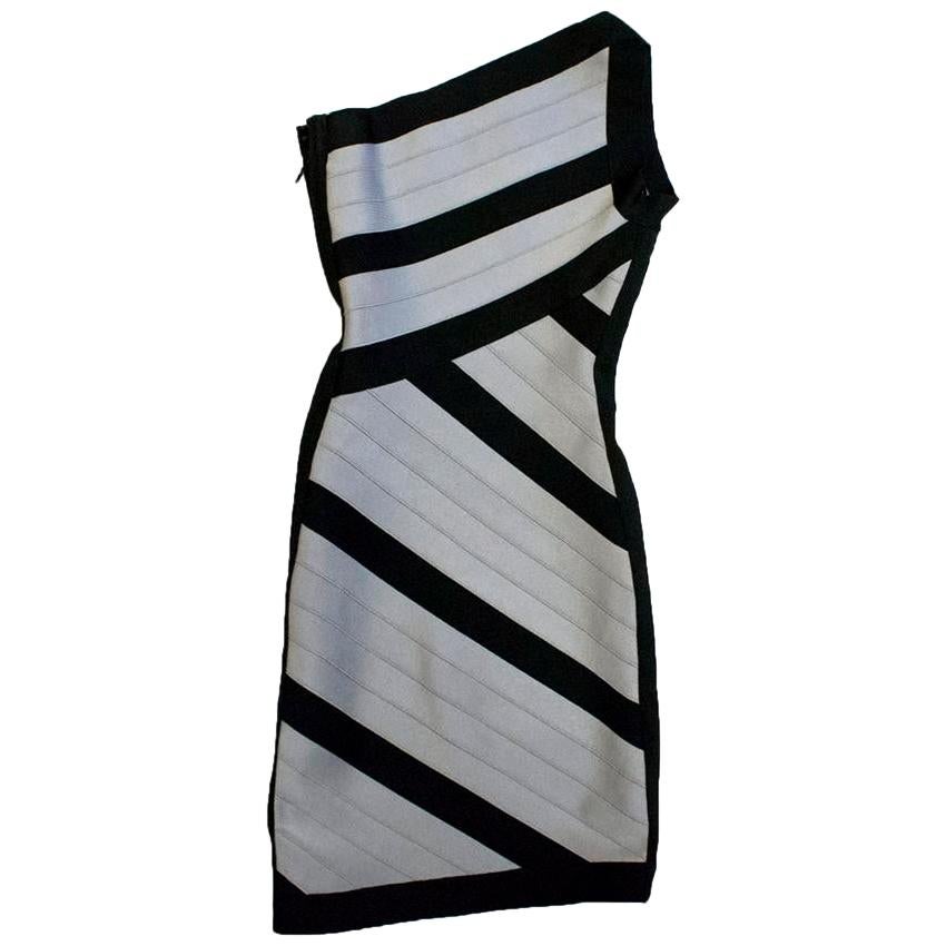 Herve Leger Black and Grey One Shoulder Body-Con Dress XS For Sale