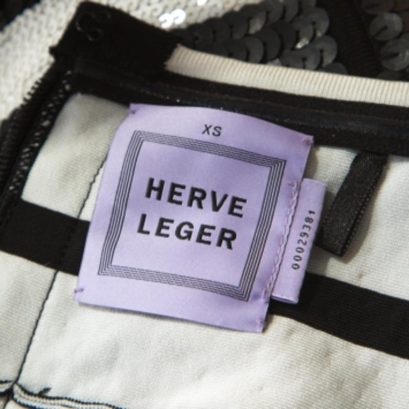 Hervé Leger Vestito da cocktail senza spalline con paillettes bianche e nere XS In condizioni buone in vendita a Dubai, Al Qouz 2