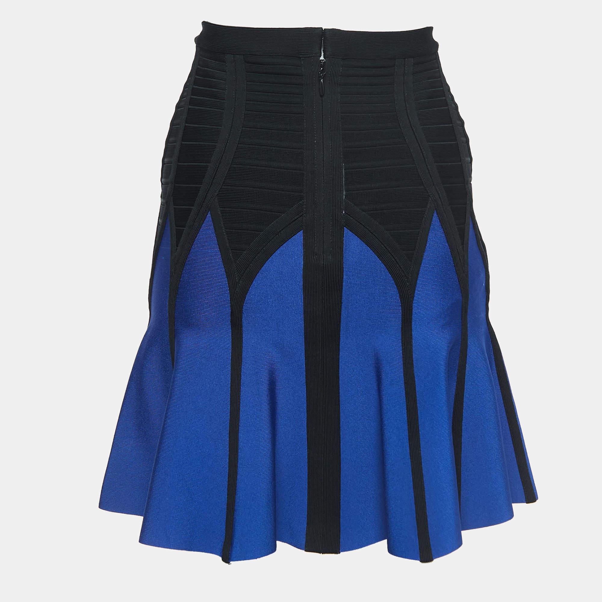 This lovely skirt is beautifully stitched from fine fabric. The comfy designer skirt has a flattering silhouette. Pair it with a simple top and strappy heels for a chic look.