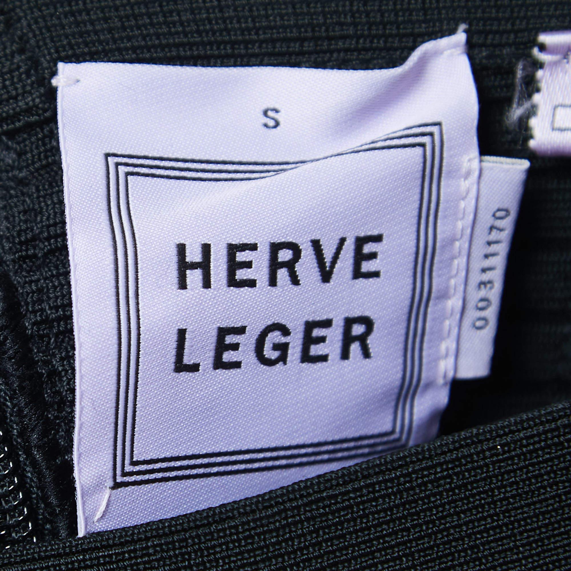 Herve Leger Black/Blue Knit Flared Mini Skirt S In Good Condition For Sale In Dubai, Al Qouz 2