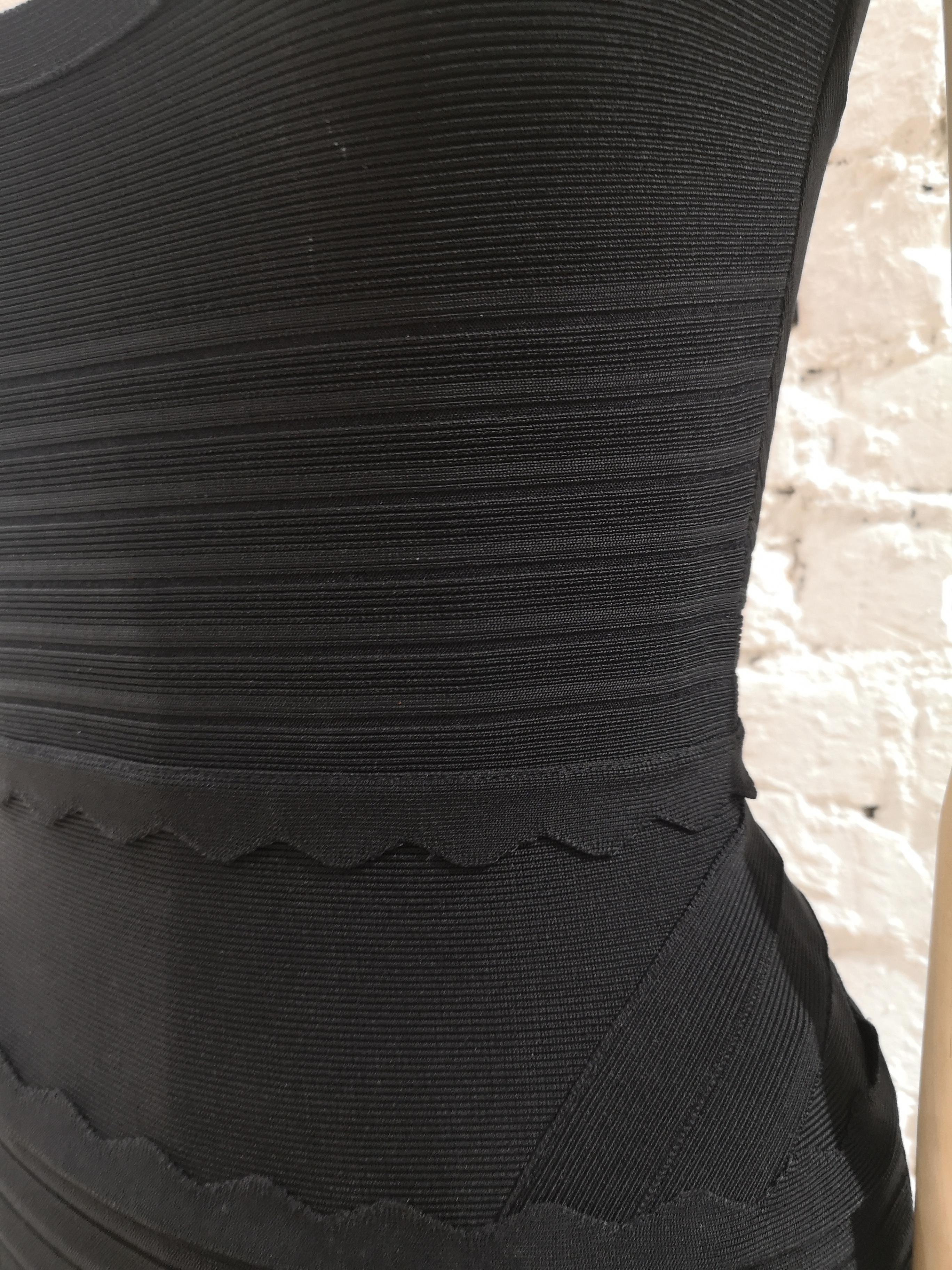 Hervé Léger - Robe noire Pour femmes en vente