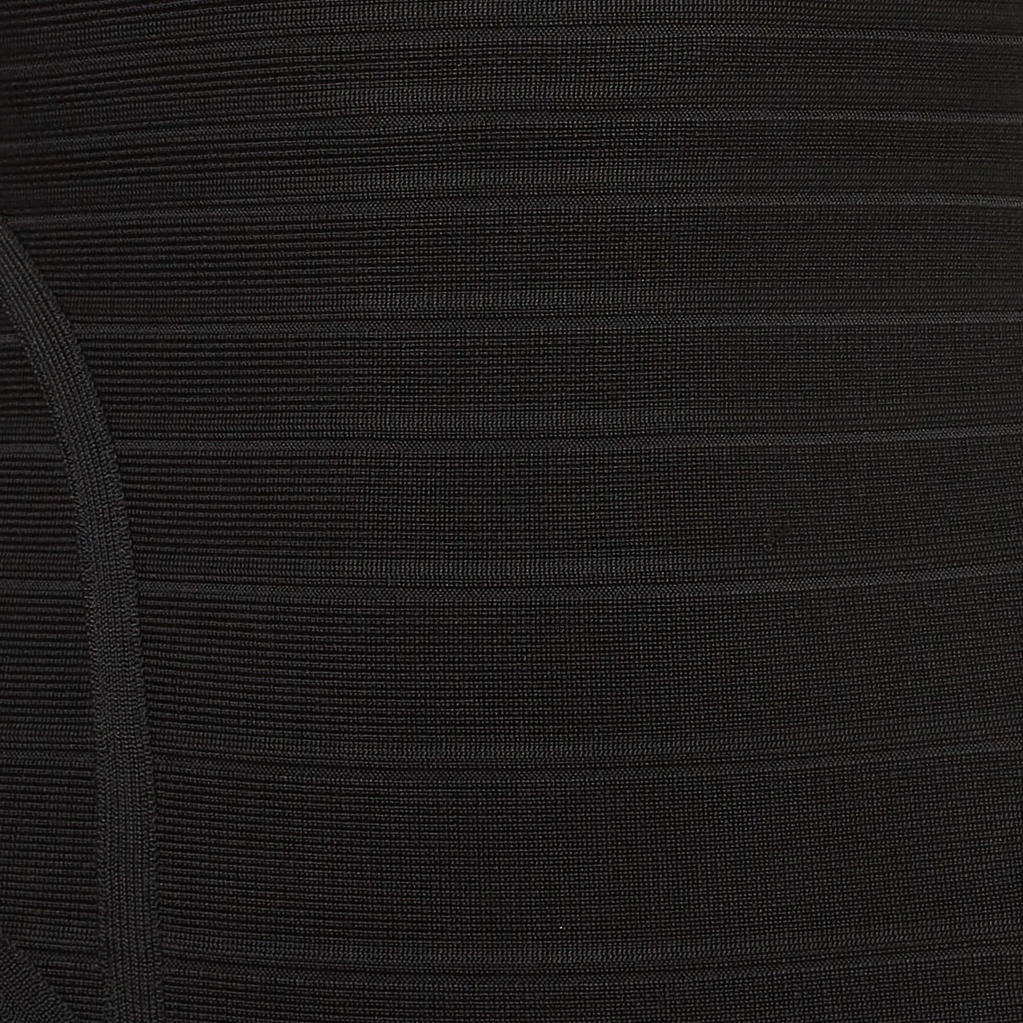 Herve Leger Black Knit Amalia Mini Dress XS In Good Condition For Sale In Dubai, Al Qouz 2