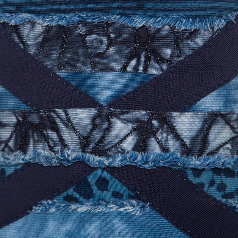 Herve Leger Blue Knit Denim Patch Detail Bandage Dress XS In Excellent Condition In Dubai, Al Qouz 2