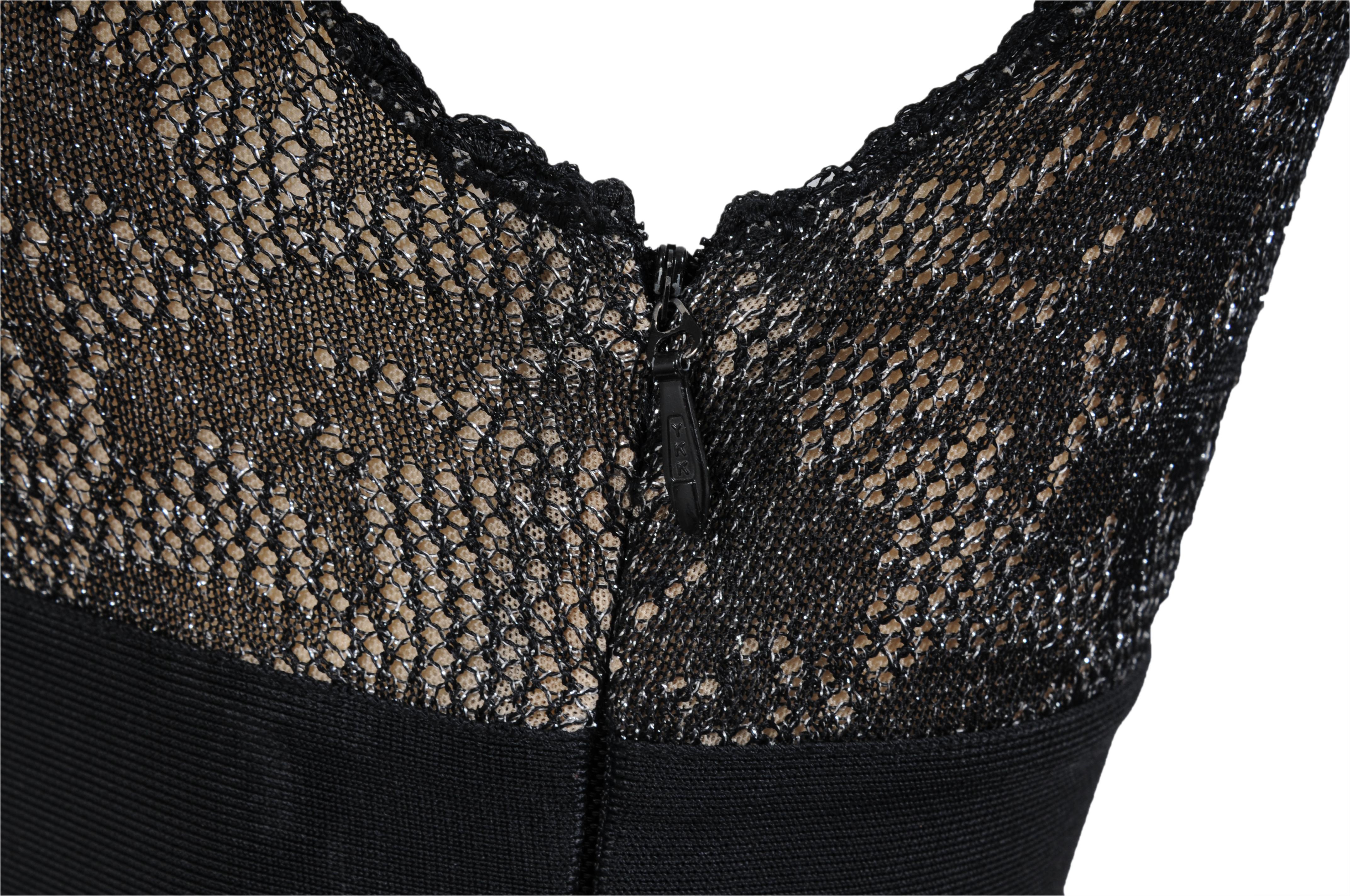 Herve Leger Bodycon V-Ausschnitt Spitzenkleid Größe XS Schwarz Tan Semi Sheer im Angebot 9