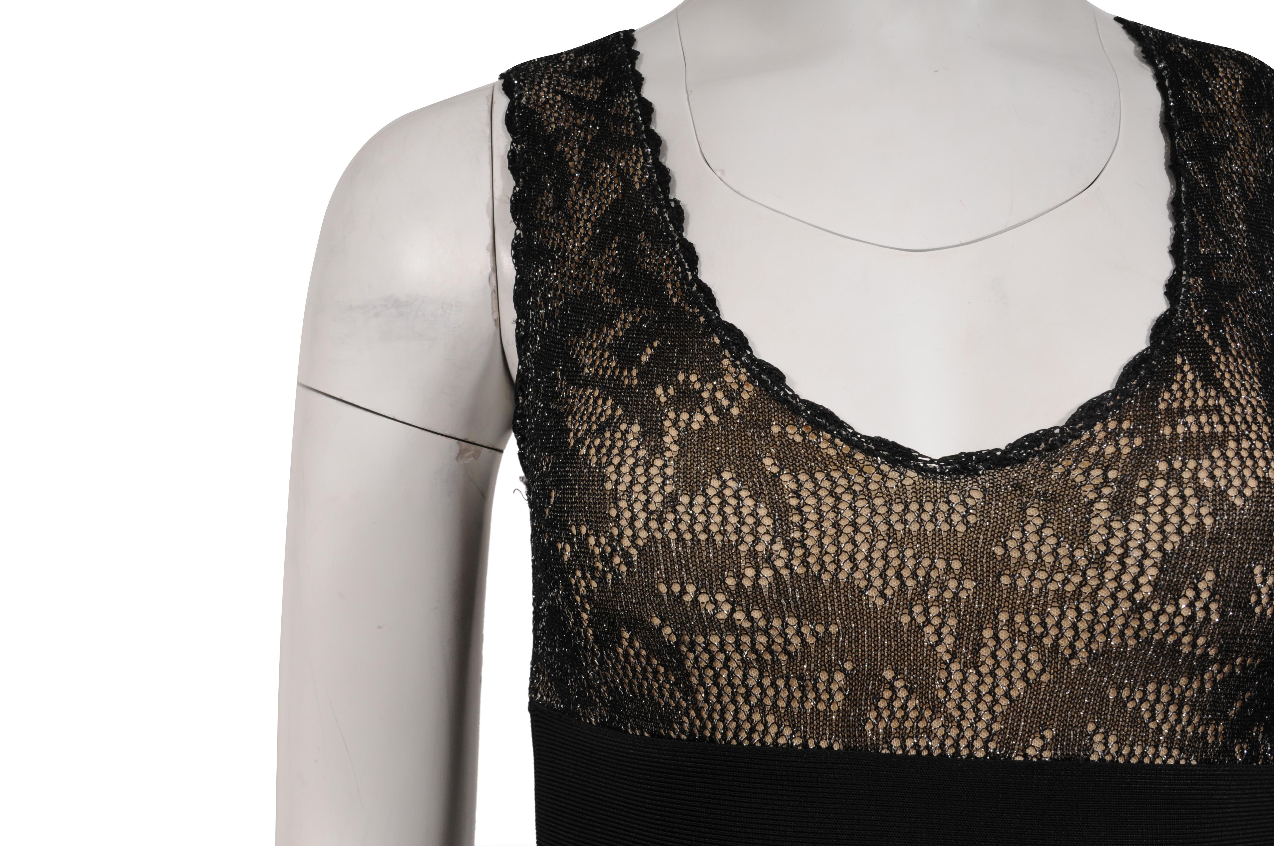 Herve Leger Bodycon V-Ausschnitt Spitzenkleid Größe XS Schwarz Tan Semi Sheer im Angebot 2