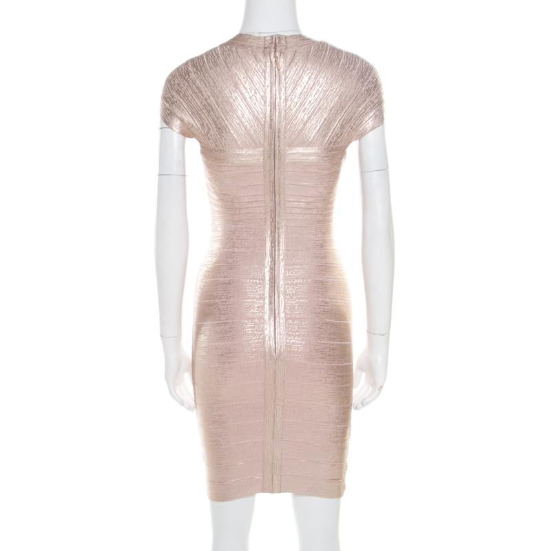 Every detail of this Tejana dress from Herve Leger makes a statement and imparts a chic finish. It features bandage construction that creates a sleek silhouette and gleaming foil print all over. The dusty rose hue and zip fastening further
