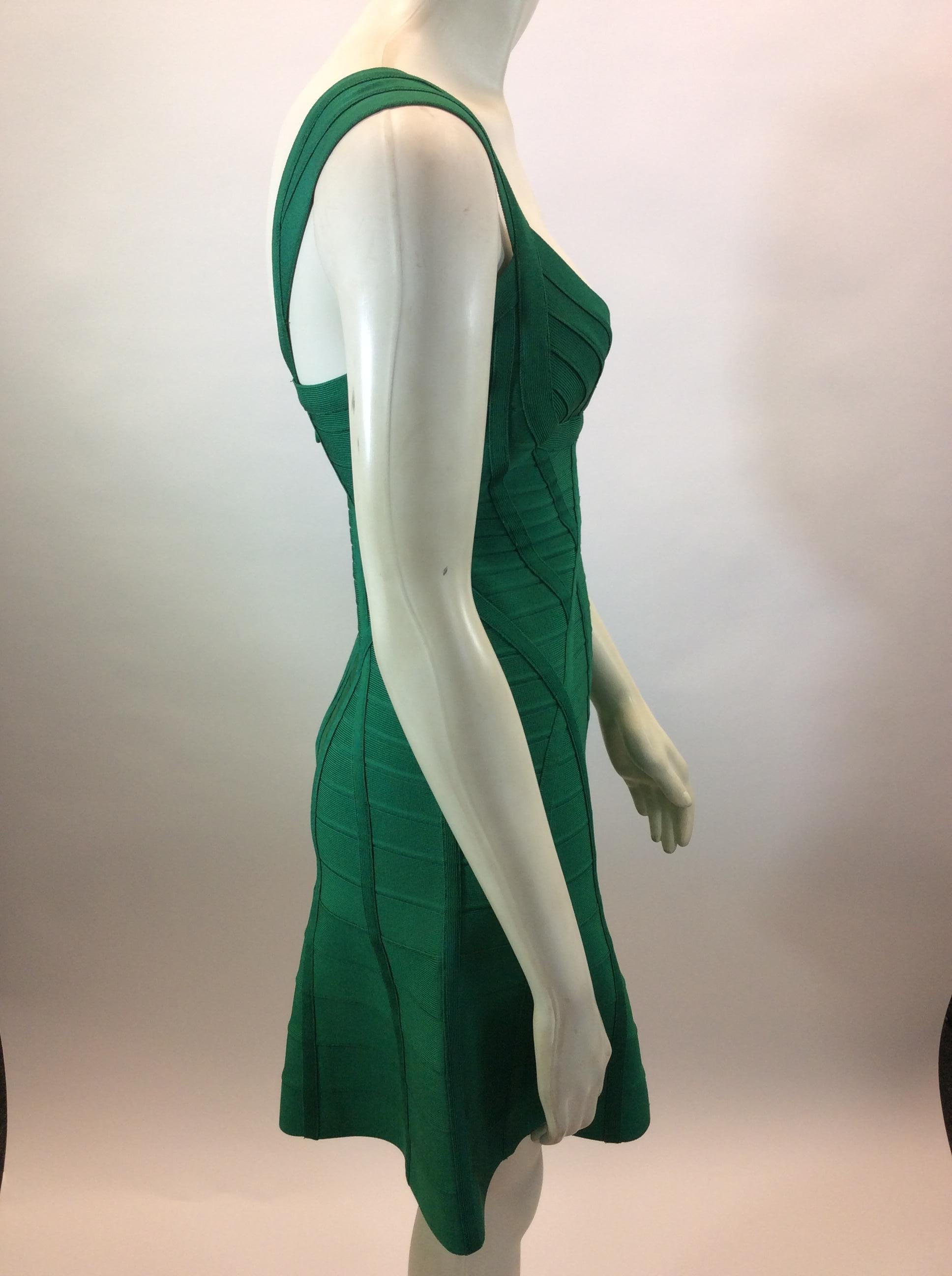 Herve Leger Green Bandage Dress im Zustand „Gut“ im Angebot in Narberth, PA