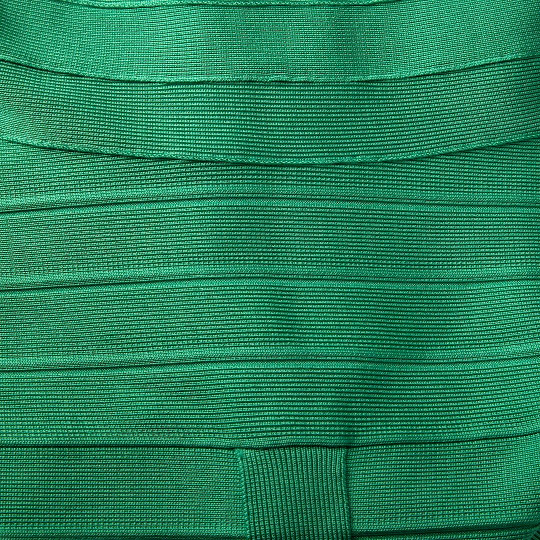 Herve Leger Grünes Bodycon Bandage Kleid Größe XS im Zustand „Hervorragend“ im Angebot in London, GB
