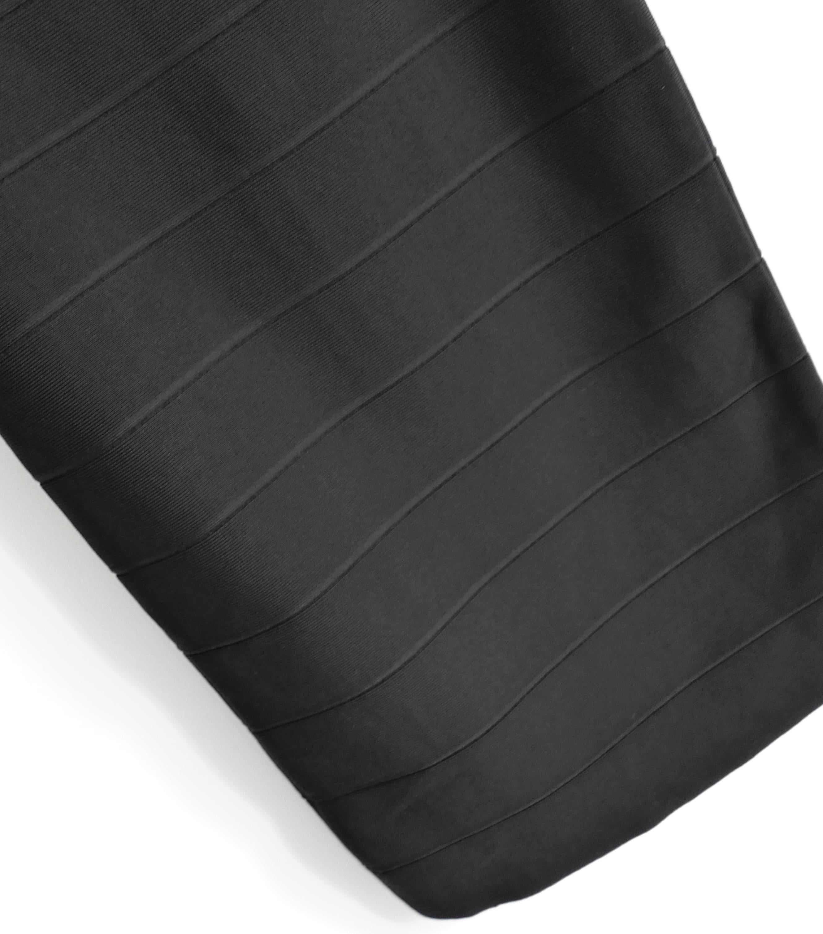 Noir Robe Carole ajustée et évasée Herve Leger bleu clair et argenté en vente