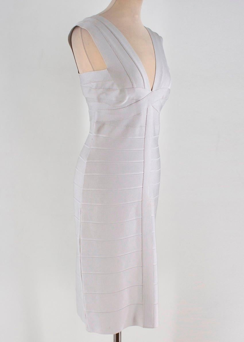 Herve Leger Light Pearl bandage dress

- Light pearl, heavyweight double knit 
- Bandage design 
- Deep V-neck, wide shoulder straps 
- Centre-back concealed zip fastening 

Please note, these items are pre-owned and may show some signs of storage,