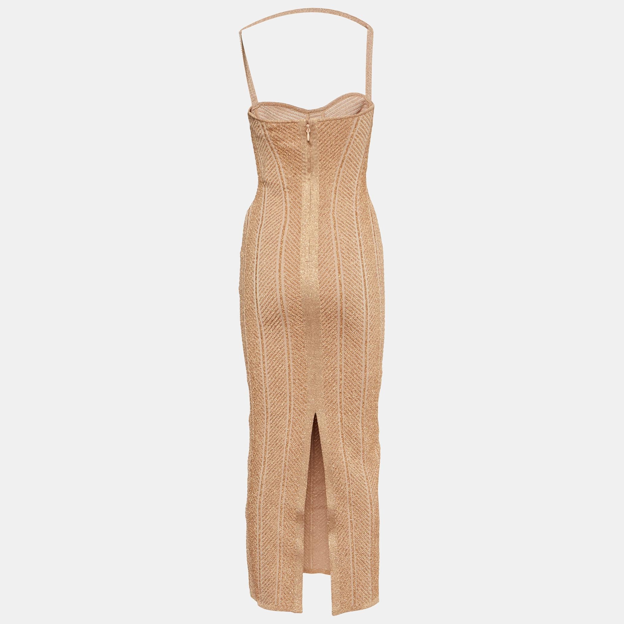 The Herve Leger dress exudes sophistication and allure. Crafted from premium fabric, it clings to the body's curves flawlessly, highlighting feminine silhouettes. The sleeve design and flattering length add a touch of elegance, making it a timeless