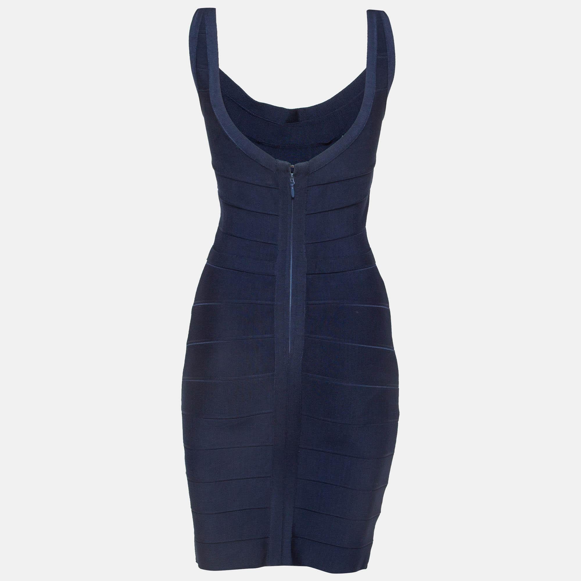The Herve Leger dress exudes sophistication and allure. Crafted from premium fabric, it clings to the body's curves flawlessly, highlighting feminine silhouettes. The sleeve design and flattering length add a touch of elegance, making it a timeless