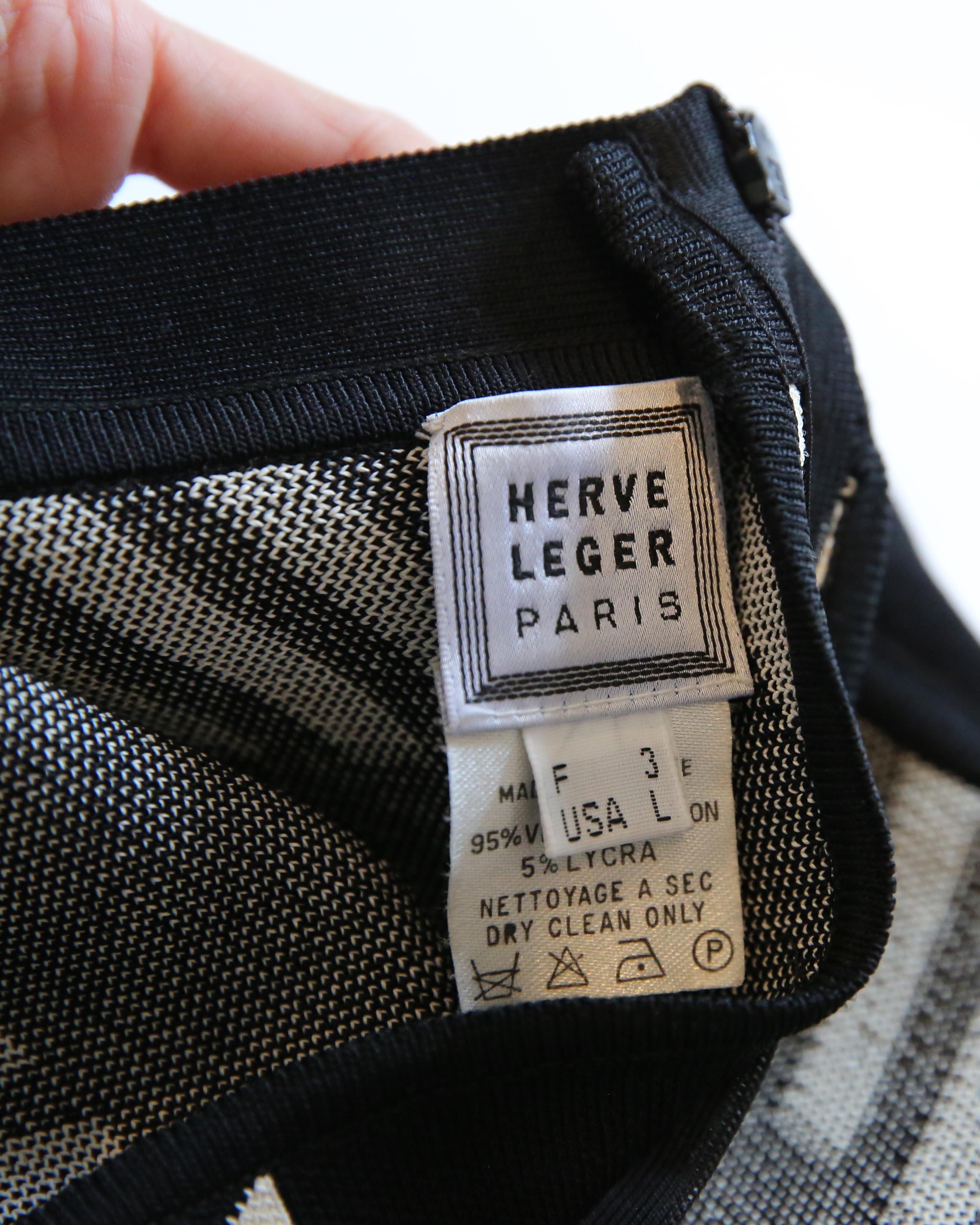 Herve Leger Paris vintage black white ivory bandage body con halter dress XS For Sale 4