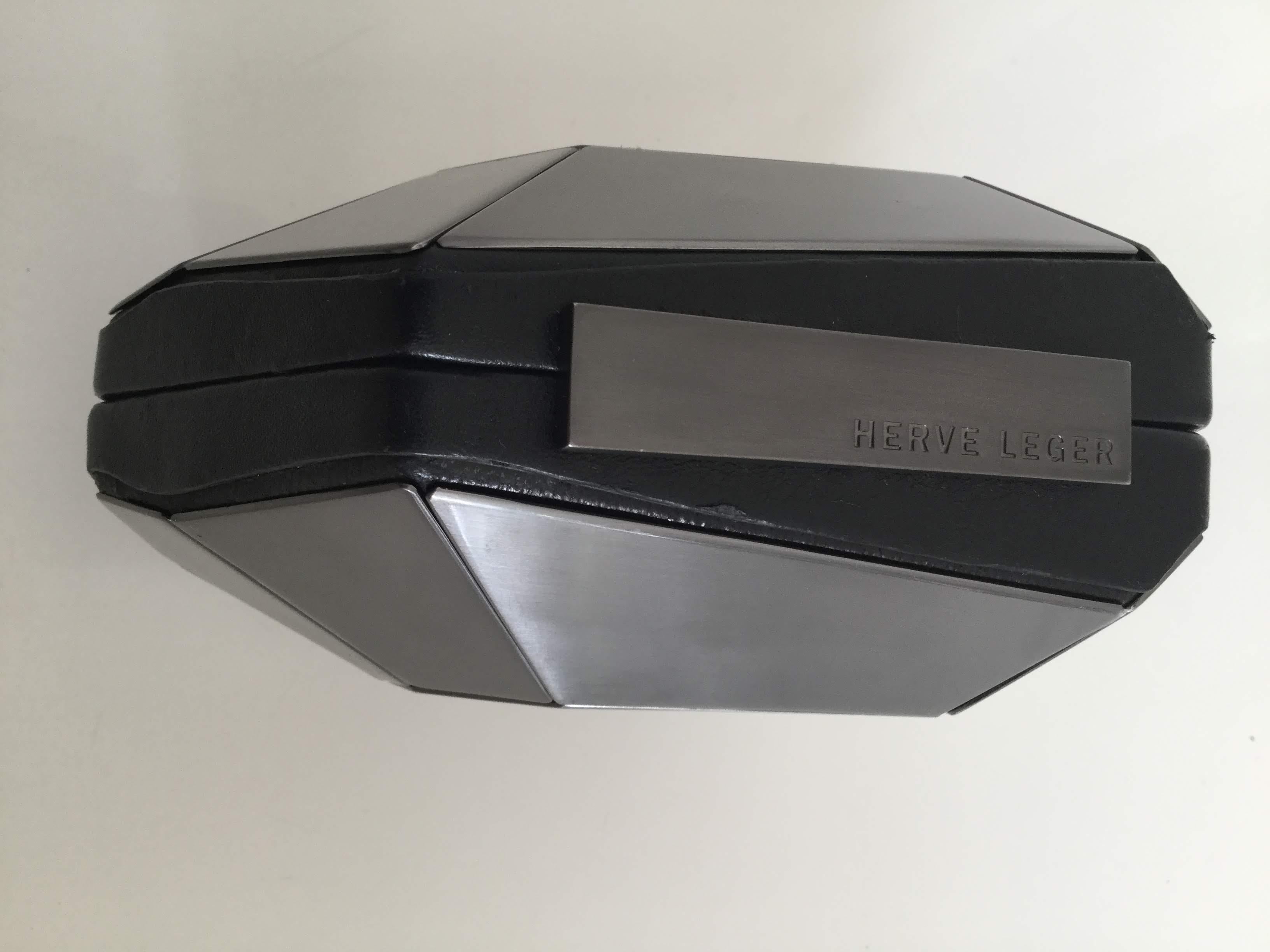 Hervé Leger Rare Multifaceted Minaudière Metallic Grey Metal and Leather Clutch For Sale 1