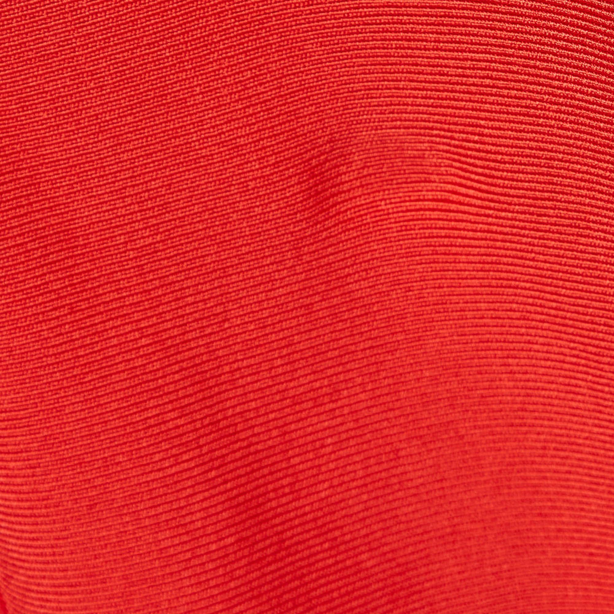Herve Leger Vestido Darja Cuello Barco Punto Rojo S en Bueno Estado en Dubai, Al Qouz 2