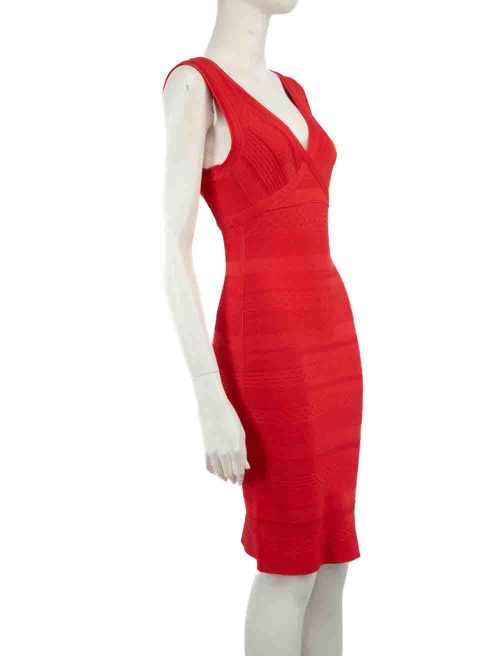 CONDITION is Very good. Minimal wear to dress is evident. Some light discolouration to neckline and two small marks to the front under bust and near left side hem on this used Herve Leger designer resale item.
 
 
 
 Details
 
 
 Red
 
 Rayon
 
