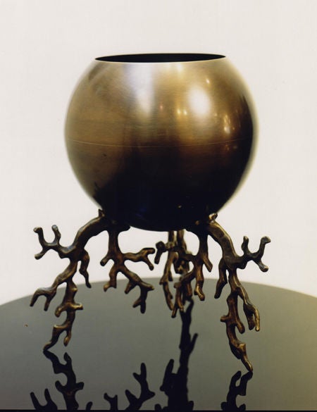 Contemporary patinated bronze planter by Hervé van der Straeten.

Monogrammed: HV.