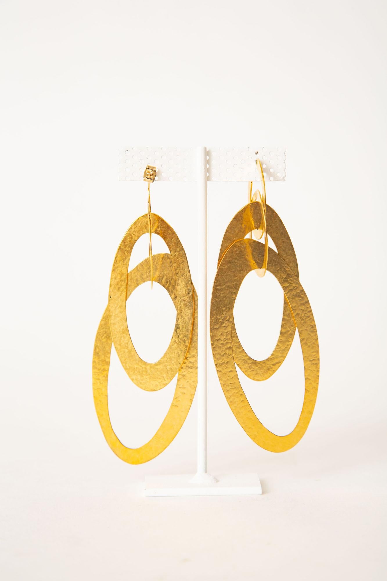 Herve Van der Straeten Gold Plated Concentric Circle Dangle Pierced Earrings In Good Condition In North Miami, FL